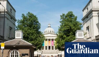 Home Office grants extra visas for UCL international students told to defer | International students