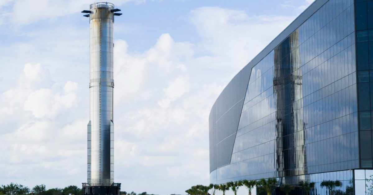 SpaceX to reuse its first Starship booster on Flight 11