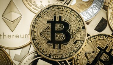 RockTober: cryptocurrency flash crash and cross-market volatility test investors