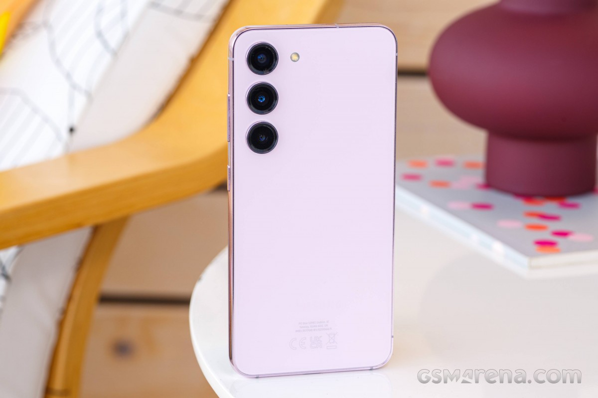 Samsung halts One UI 8 rollout for Galaxy S23 family