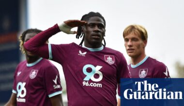 Tchaouna firecracker adds sheen to Burnley’s French-inspired defeat of Leeds | Premier League