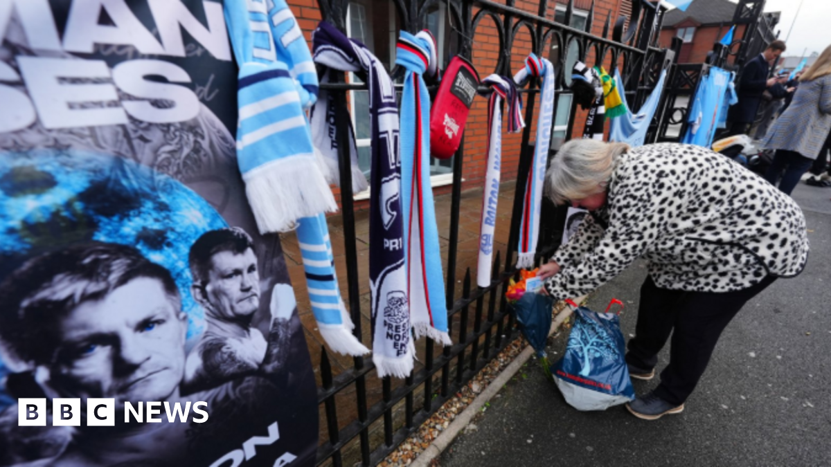 Ricky Hatton funeral live: Mourners gather as procession around Manchester begins