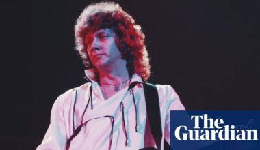 Moody Blues singer and bassist John Lodge dies aged 82 | Music