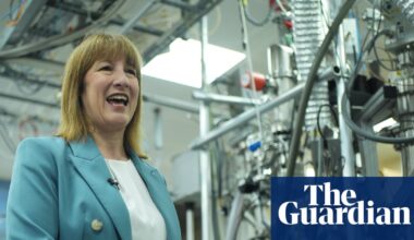 Rachel Reeves given extra £3bn for budget after VAT error fixed | Government borrowing