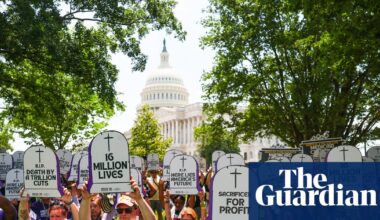 Biggest US labor unions fuel No Kings protests against Trump: ‘You need a voice to have freedom’ | Protests (US)