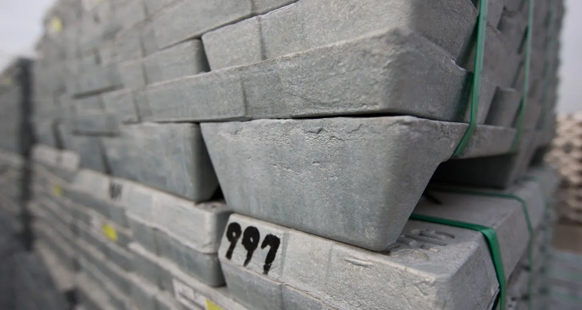 China plans zinc exports as global rally opens window for sales