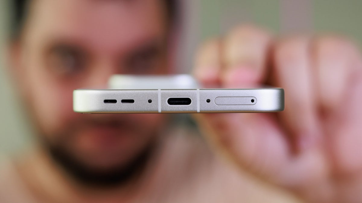 I’ve only charged this flagship four times in a week, and it’s not an iPhone or a Galaxy