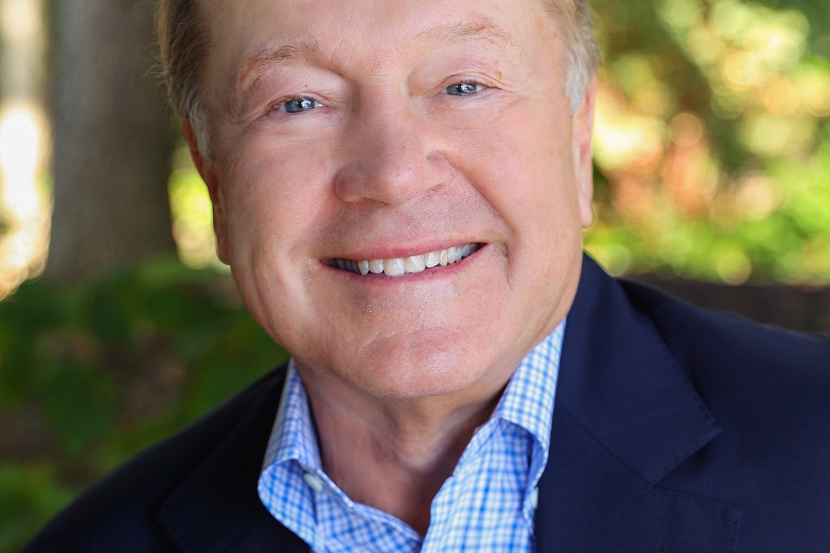 Silicon Valley leader who navigated the internet's boom and bust sees another wild ride with AI