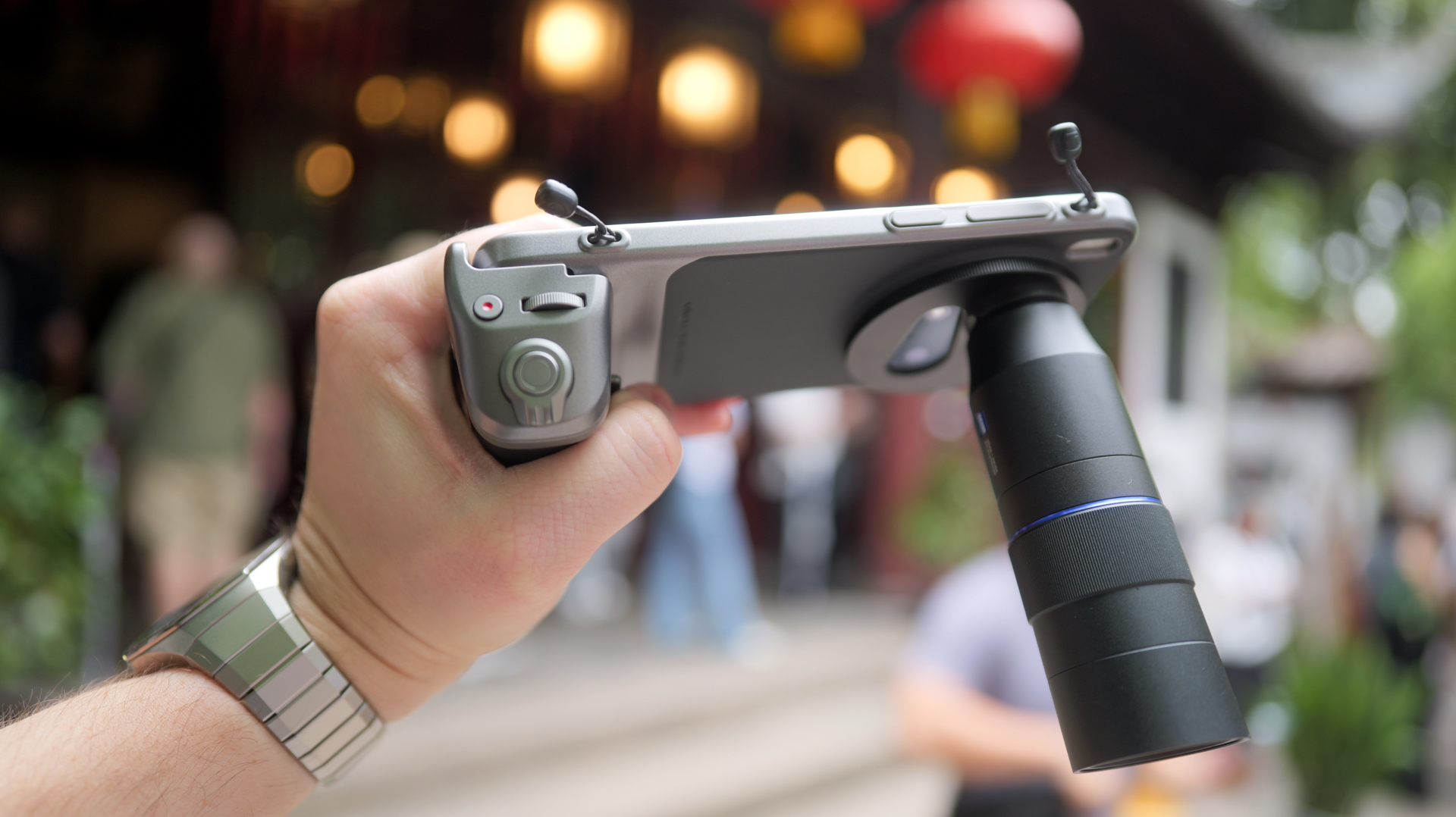 Vivo X300 Pro product shots