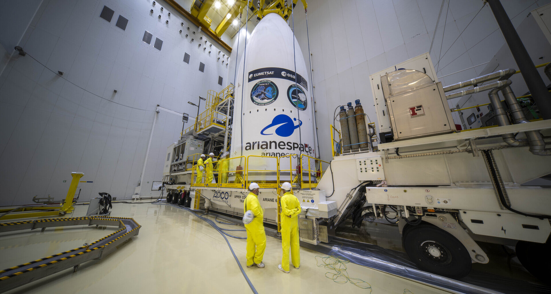 MetOp-SG-A1 and Sentinel-5 upper-composite ready to roll to the launch pad