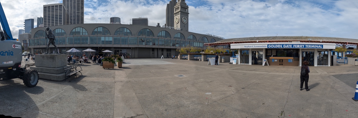 ferry building panorama by pixel 10 pro