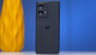 This is your chance to grab the Motorola Edge (2025) with $400 in gifts