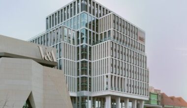 Allies and Morrison profits fall by third as income outside Europe halves