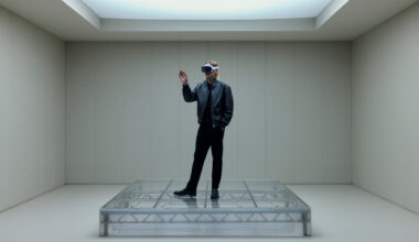 THE NEW IMMERSIVE EXPERIENCE WITH BOSS AND THE ASTON MARTIN ARAMCO FORMULA ONE™ TEAM