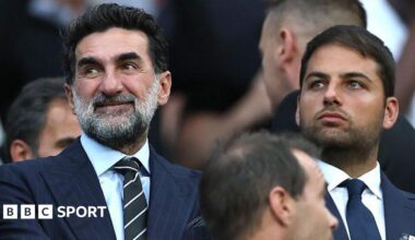 Newcastle United chairman Yasir Al-Rumayyan and owner Jamie Reuben watch on during the game against Liverpool at St James' Park on 25 August, 2025