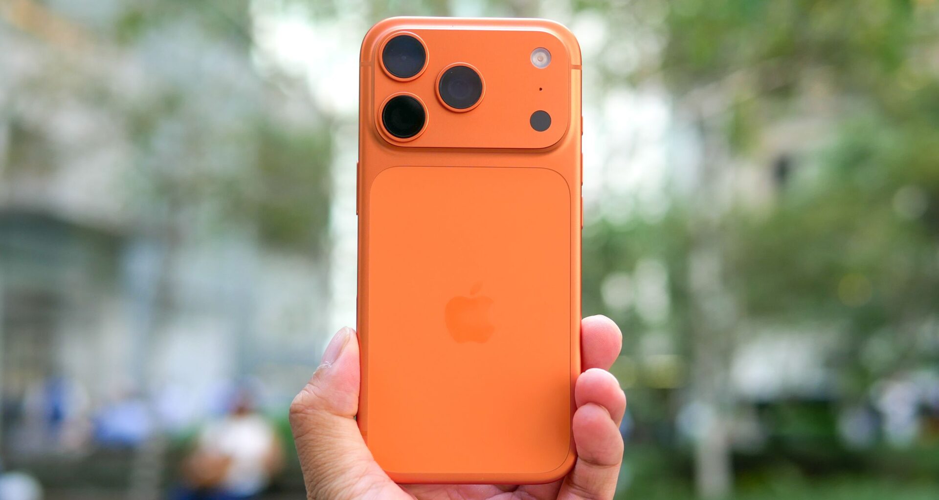 I've been using the iPhone 17 Pro for a month — here's my pros and cons