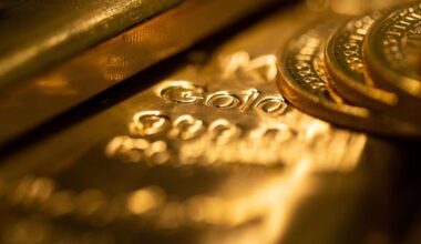 Gold hits $4,000 an ounce for the first time