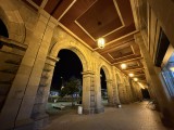 Low-light samples, ultrawide camera (0.5x), 24MP - f/2.2, ISO 1250, 1/33s - Apple iPhone 17 Pro review