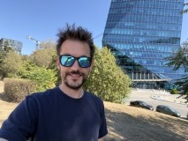 Selfie samples - f/1.9, ISO 32, 1/307s - Apple iPhone 17 Pro review