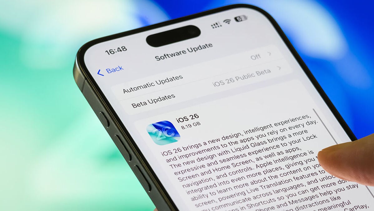 iOS 26 users complain about ‘tilted icons’ in dark mode
