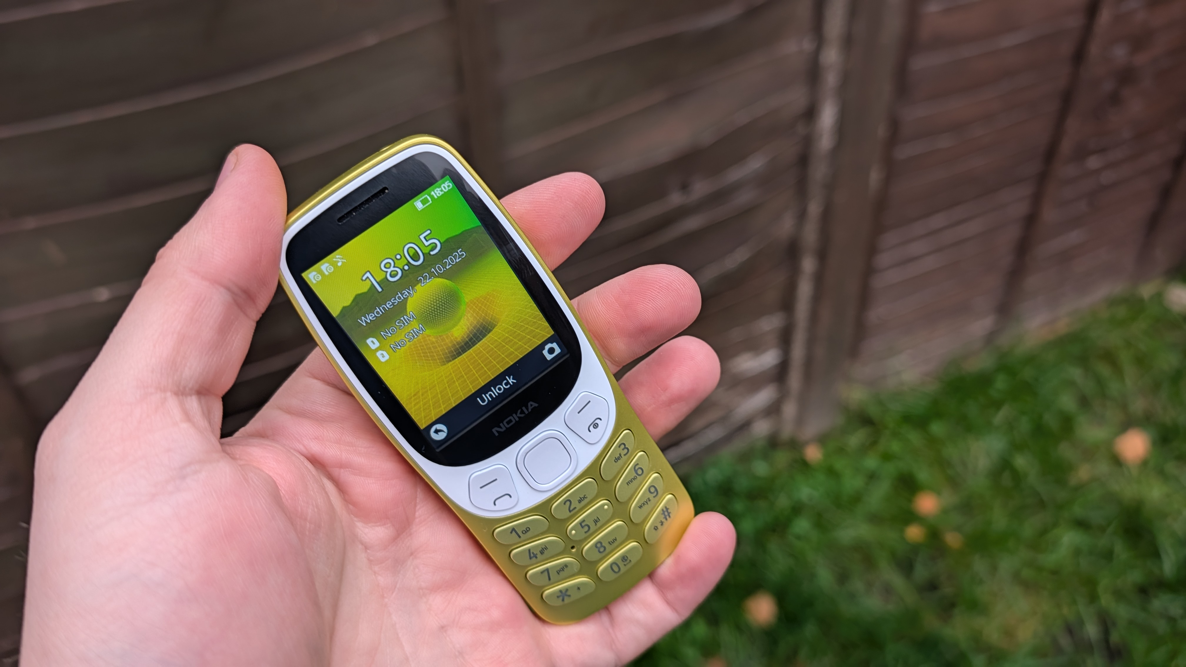 nokia 3210 and hmd flip 2600 with pixel 10 pro