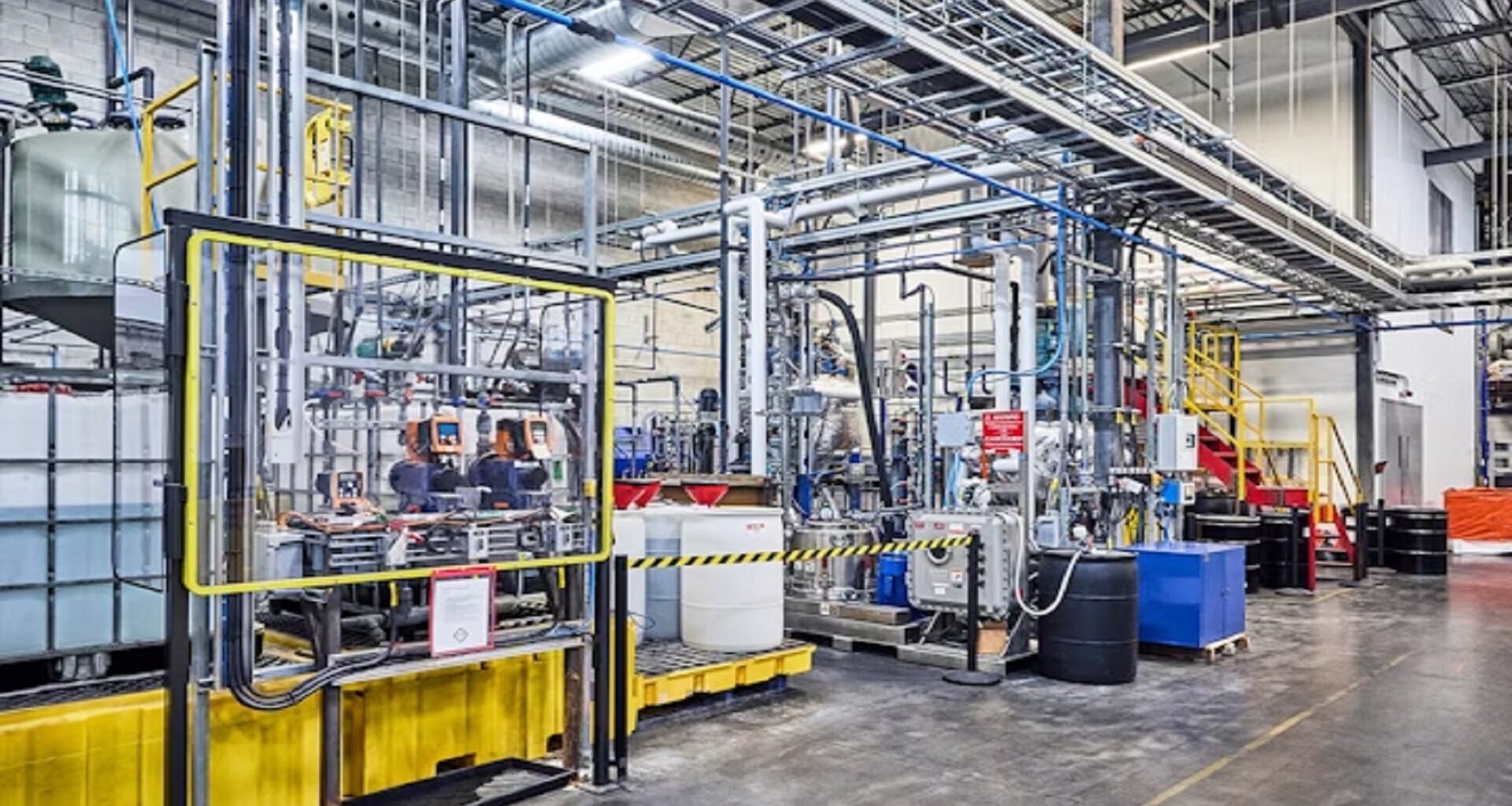 ‘Stupid electric’: Trump pushes old steam launch tech as China modernizes catapults