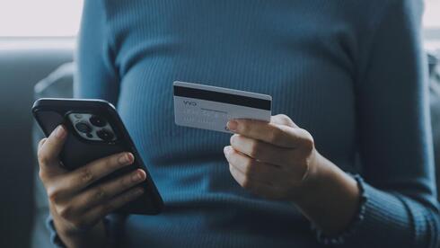 how we became suckers for the smartphone industry