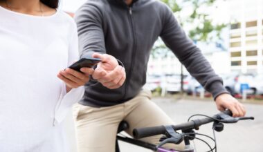 46 people arrested as Met Police disrupts crime network suspected of smuggling up to 40,000 stolen phones to China | UK News