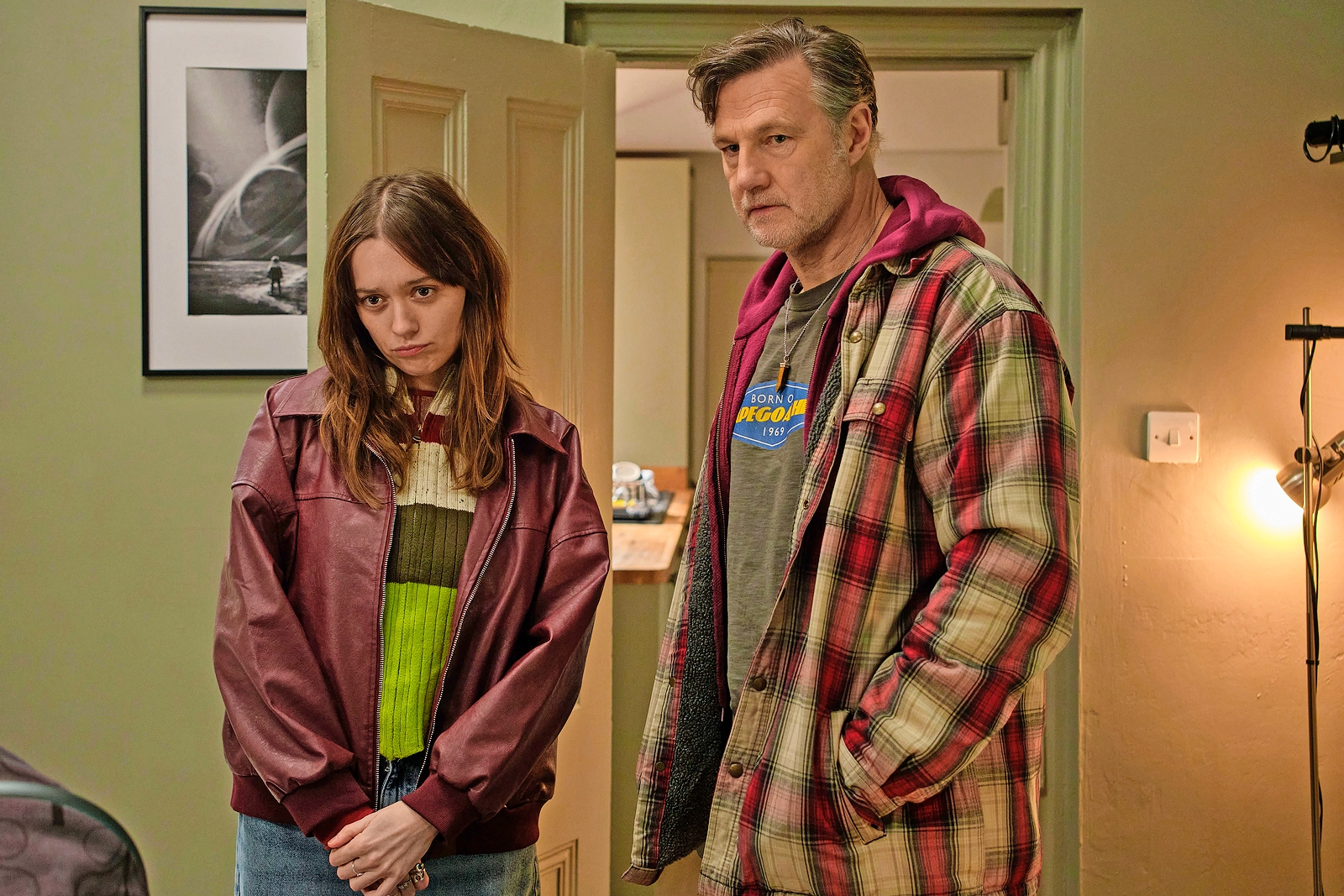 Aimee Lou Wood as Gemma and David Morrissey as Malcolm in Daddy Issues S2.