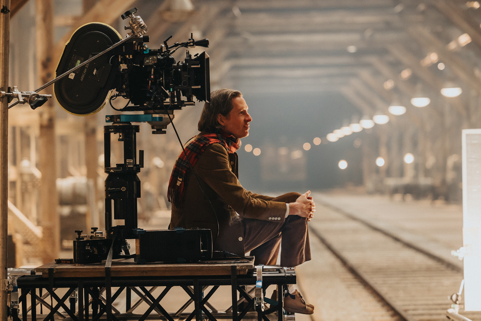 Director Wes Anderson on the set of THE PHOENICIAN SCHEME.