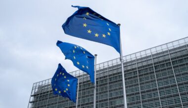 Commission eyes measures to boost supplementary pensions