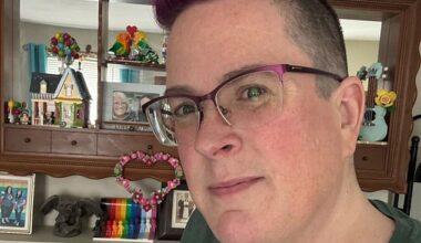 Lonnie DiNello, 48, was struggling with her mental health when she decided to open up to ChatGPT