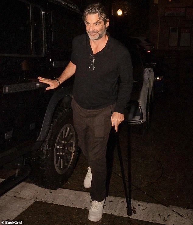 They matched each other when they were spotted this Friday night, both wearing black to enjoy an Italian meal at the restaurant Pace in the Hollywood Hills