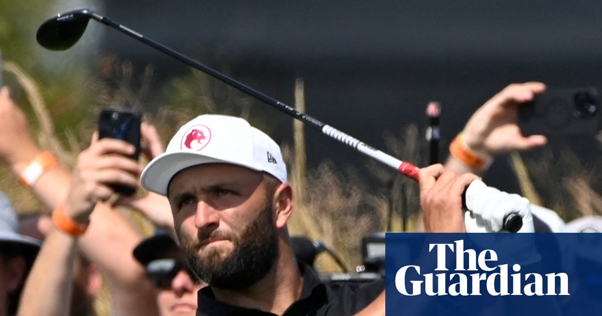 LIV Golf backtracks from short format to 72-hole tournaments after pressure from players | Golf
