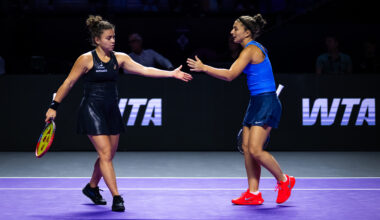 Errani and Paolini ease to opening win at WTA Finals Riyadh - WTA Tennis