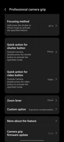 Camera grip options - vivo X300 Pro telephoto extender hands-on