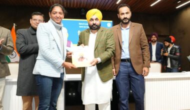 Harmanpreet Kaur to wait for promotion to SP despite World Cup glory; Punjab to reward 3 cricketers Rs 1.5 crore each