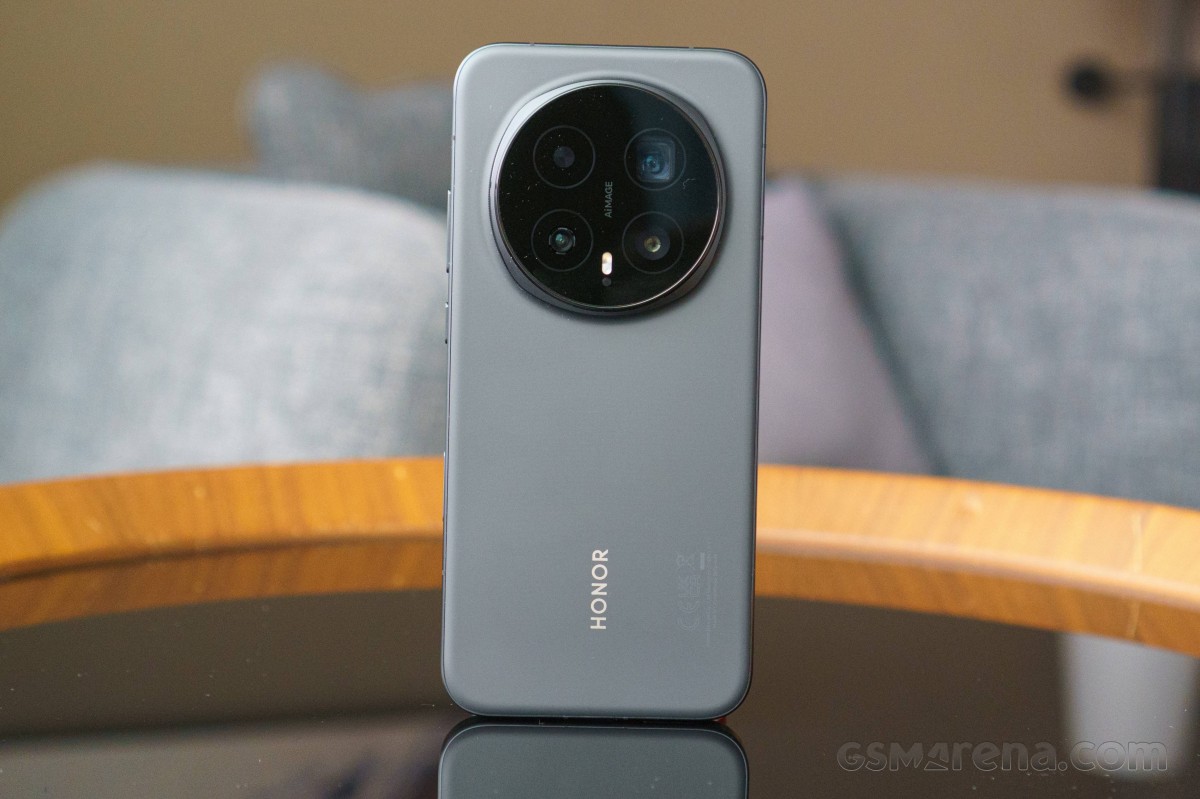 Honor Magic8 Pro hands-on and camera samples in Hong Kong and Shenzen