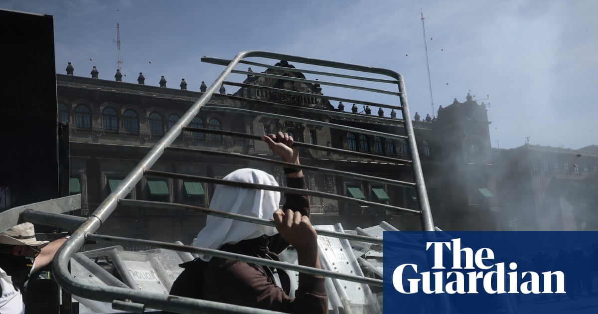 Gen Z protests against Mexico president turn violent amid anger over mayor’s death | Mexico