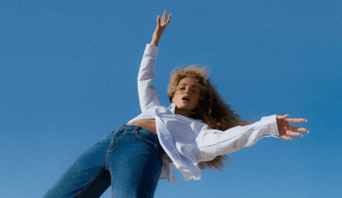 Ella Eyre review, Everything, in Time: Pop singer delivers a confident comeback
