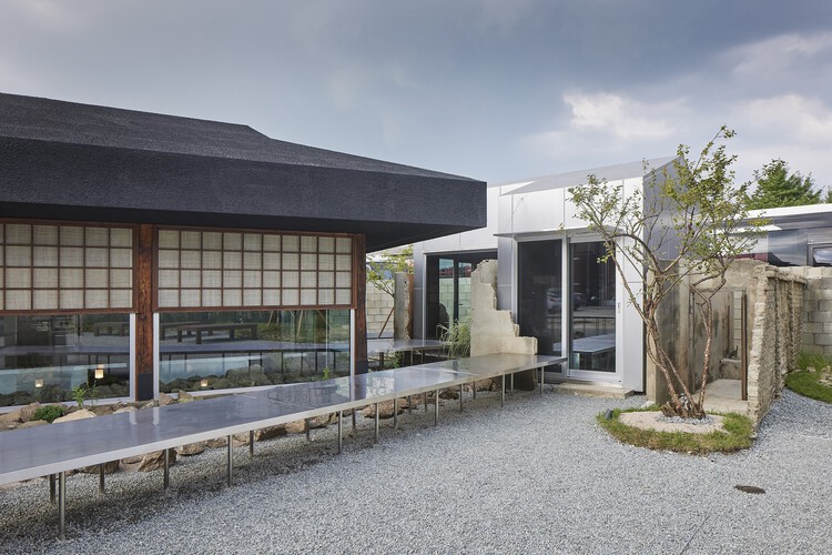 Design Ethos of Subtraction and Addition: 10 Adaptive Reuse Projects for Commercial and Social Spaces in Asia - Image 14 of 34