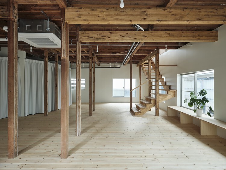 Design Ethos of Subtraction and Addition: 10 Adaptive Reuse Projects for Commercial and Social Spaces in Asia - Image 23 of 34