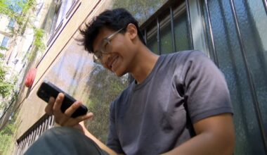 Why some young people are investing based on vibes, not research