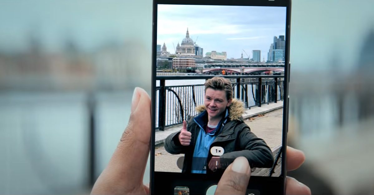 Google throws a mini 'Love Actually' reunion in its latest Pixel 10 ad