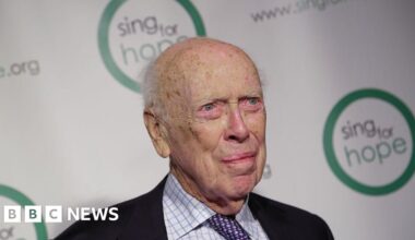 DNA pioneer James Watson dies at 97