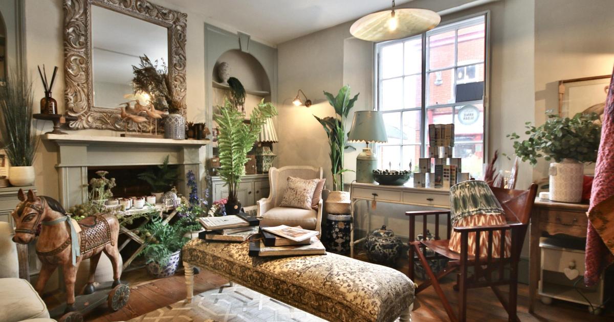 Collette Hanlon: Creative Director of Home Stagers