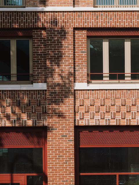 Tim Crocker_Wood_Lane-4213