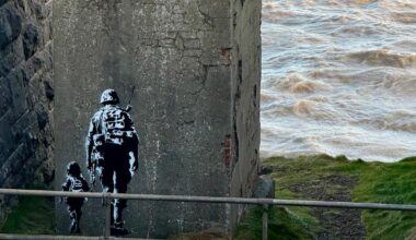 Banksy-like artwork appears at seaside spot in Somerset