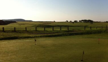 Petition to save Dorset golf course as lease ends