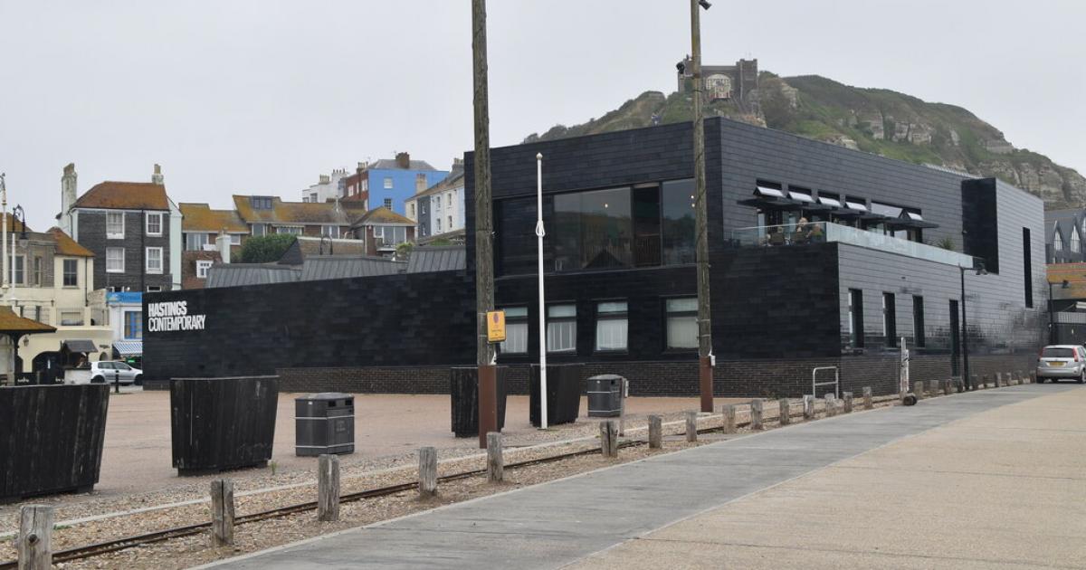 Hastings Contemporary art gallery to install mobile studio